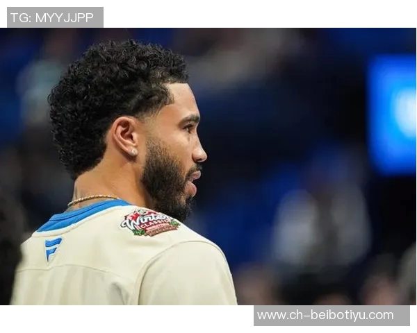 豪泽赞塔图姆全力训练虽未出战却深刻影响全队士气与表现 豪泽赞塔图姆全力训练虽未出战却深刻影响全队士气与表现