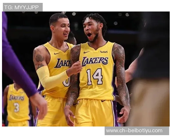 格里芬分析詹姆斯无球打法对湖人进攻提升的深远影响与潜力 格里芬分析詹姆斯无球打法对湖人进攻提升的深远影响与潜力