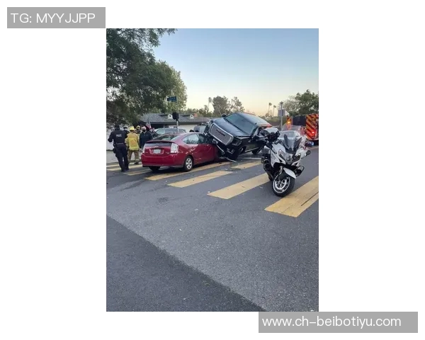 中超前四强如同连环车祸争冠悬念依旧引人关注